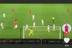 钟义浩社媒晒进球：所有的幸运，都是努力埋下的伏笔